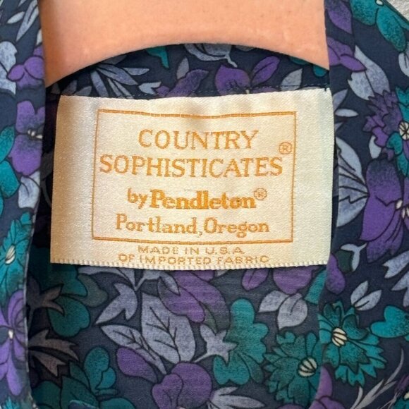 Pendleton  Button Blouse & Scarf Country Sophisticates Portland Oregon VINTAGE - Picture 6 of 6